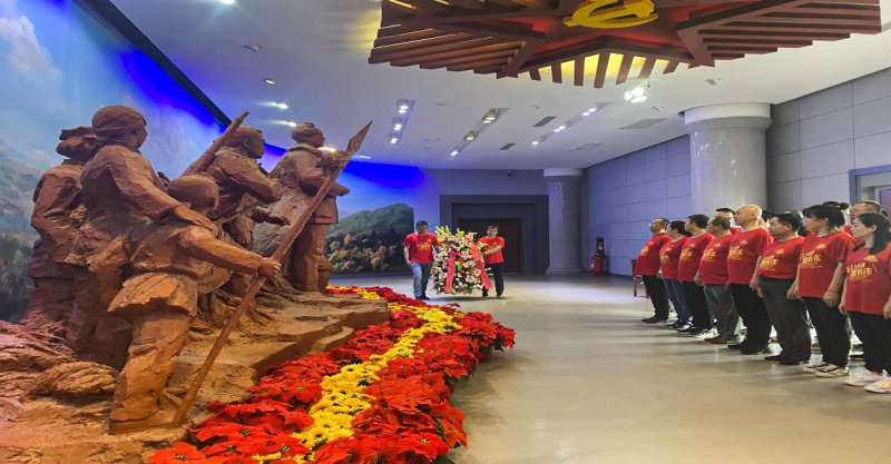 寧鋼黨委開展“重溫黨章黨史，踐行初心使命”主題黨日活動